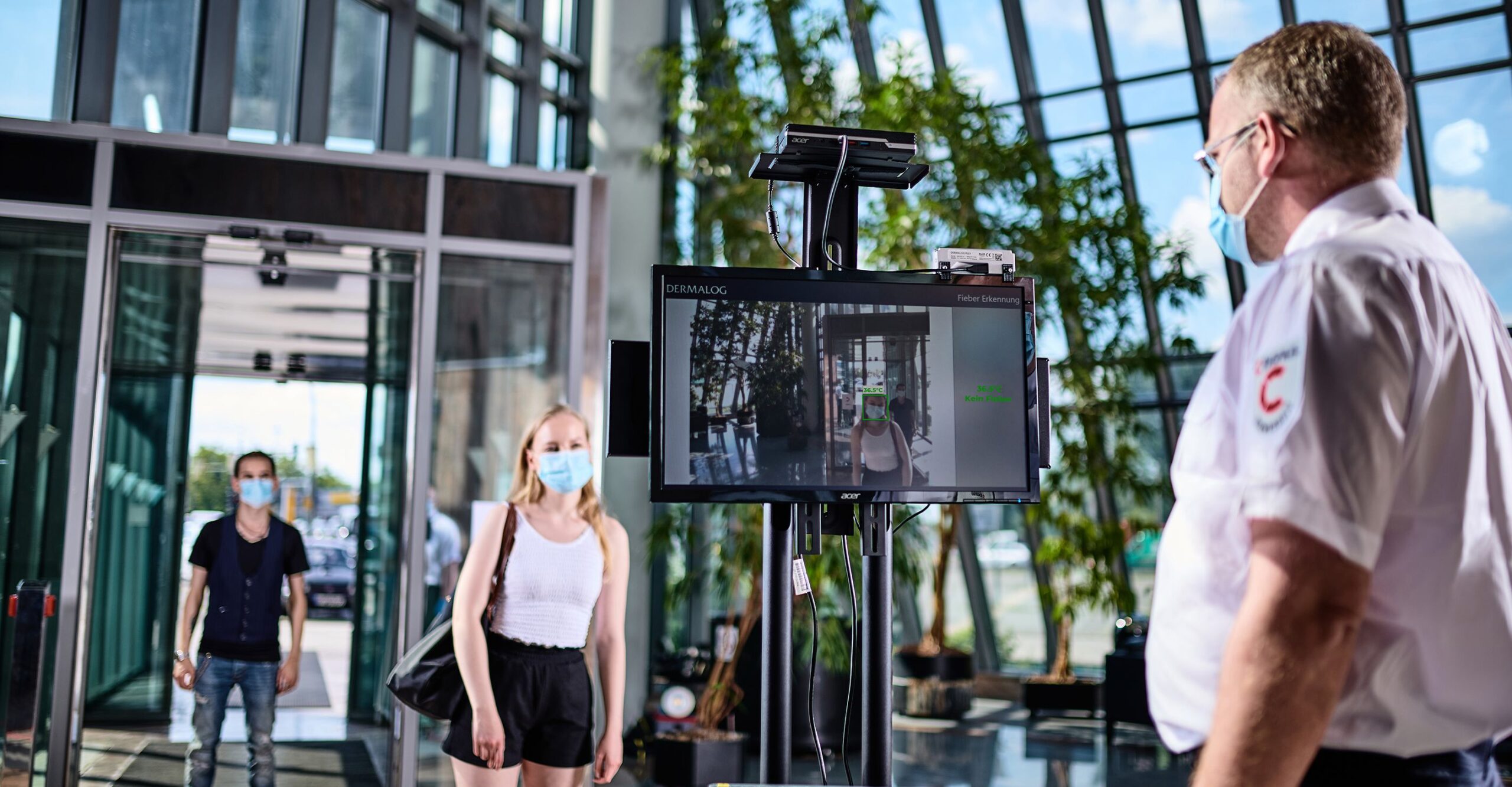 Contactless fever measurement from the CIBORIUS Group Contactless fever measurement from the CIBORIUS Group